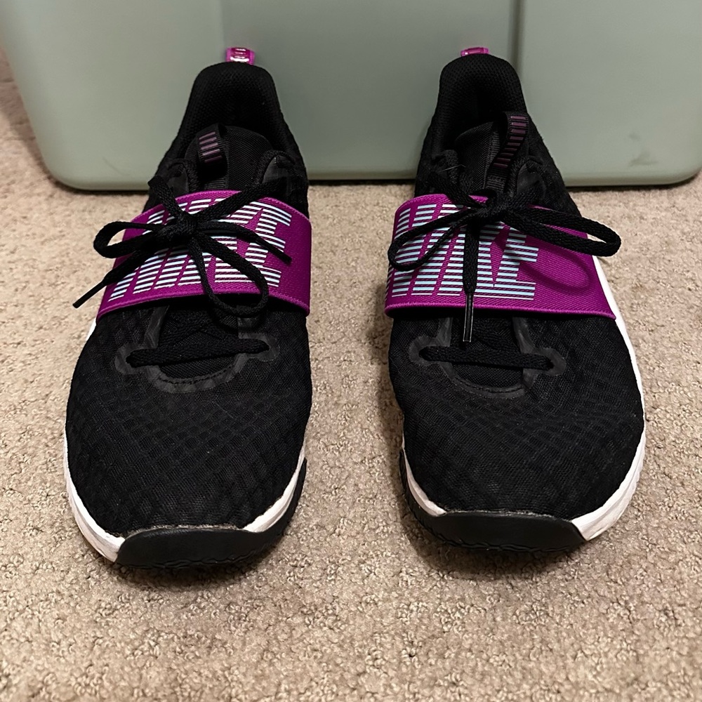 Nike Renew Running Shoes Size 9US